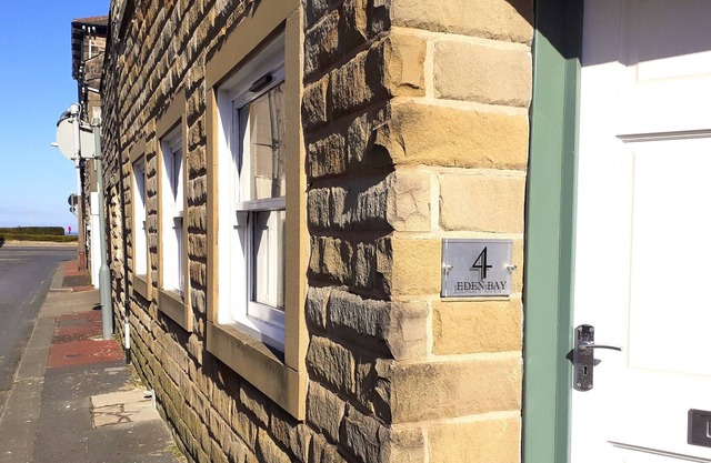 Coastal Stay in Morecambe, a few metres from the coast/promenade