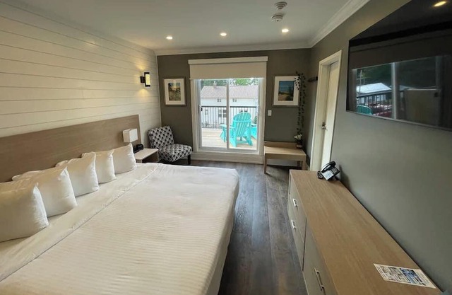 Coastal Suites (Room 2) , Grand Bend