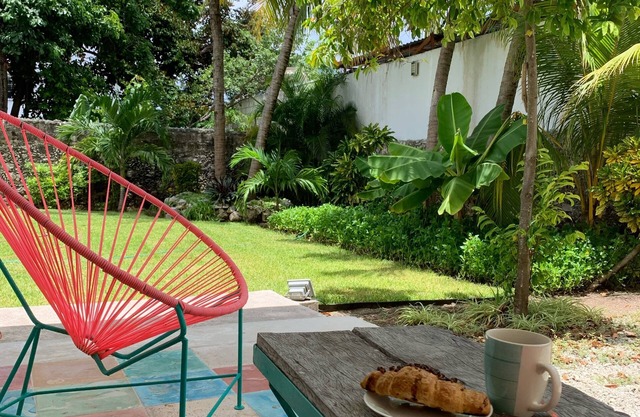 COCO. Independent Apartment with Garden.