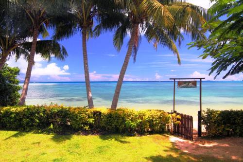 Coconut Grove Beachfront Resort