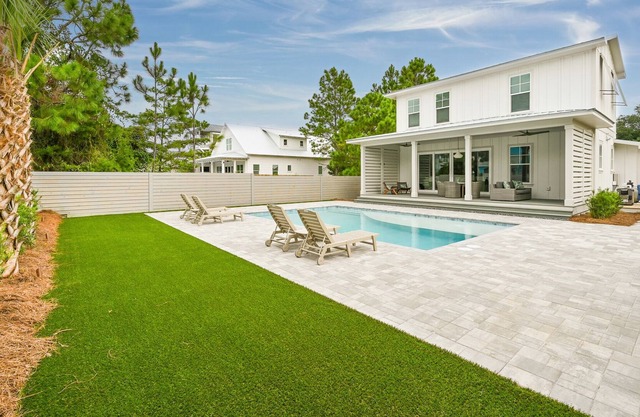 "Coffee and Starfish" Brand New Seagrove Beach Home - Large Heated Private Pool, EV-friendly