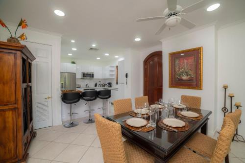 Colina 5D 3 bdr Garden View in Los Suenos