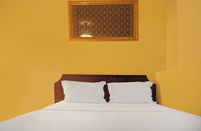 Collection O 92690 Hotel Limas