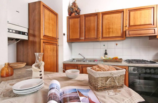 Colombaro Vecchio by Interhome