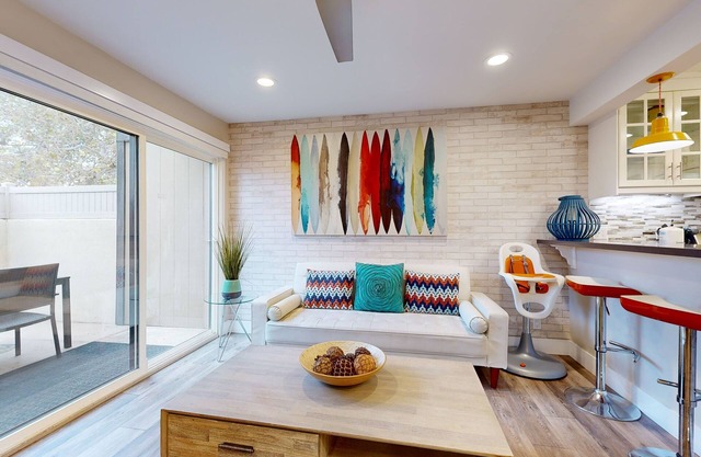 Colorful & contemporary condo with patio & washer/dryer - watch the fireworks