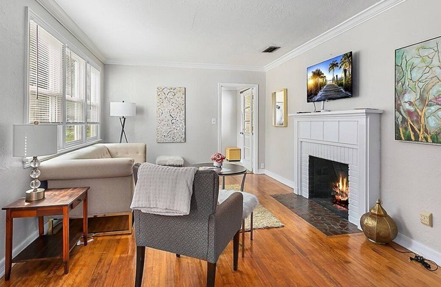 Come enjoy this stylish bungalow and explore everything cool about Jacksonville
