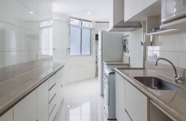 Comfort 4 Minutes From Leblon Beach Ap801