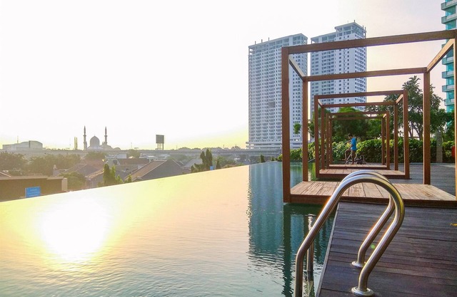 Comfort And Spacious 2Br Grand Kamala Lagoon Apartment