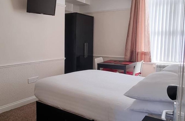 Comfort Rooms