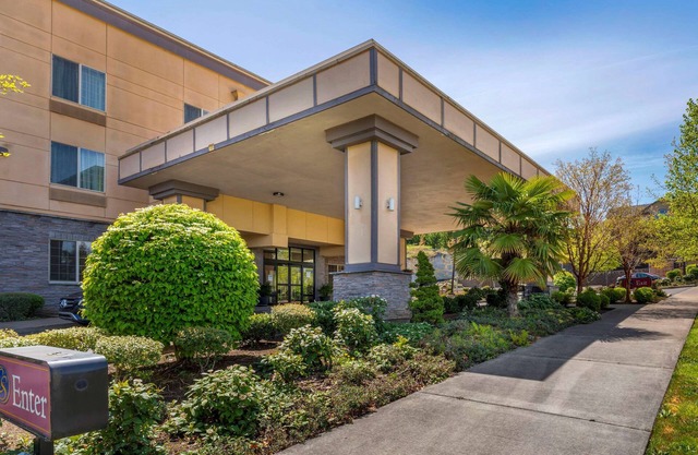 Comfort Suites Eugene University