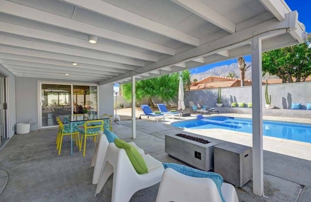 Comfortable 3 bdrm/1.75 bath in Palm Springs - Rubys Retreat