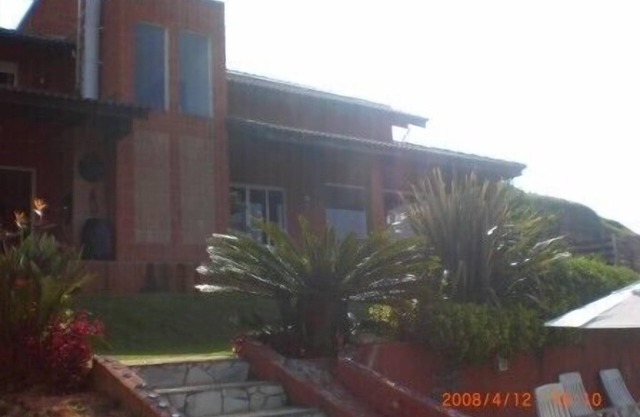 Comfortable chalet on the edge of the dam 75km from São Paulo all friendly's