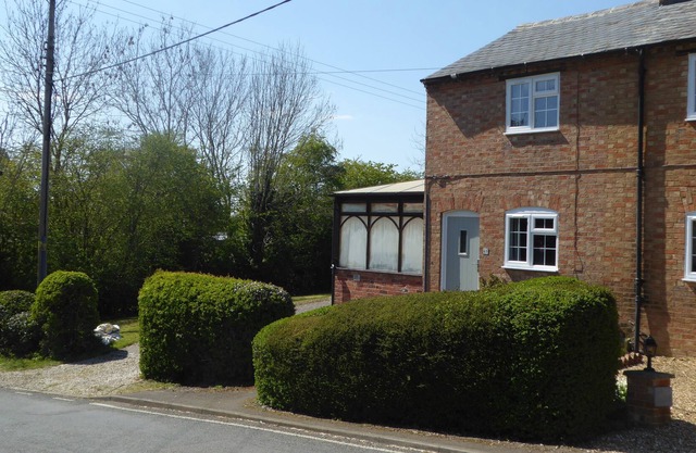 Comfortable cottage with Wifi close to Stratford on Avon and the Cotswolds