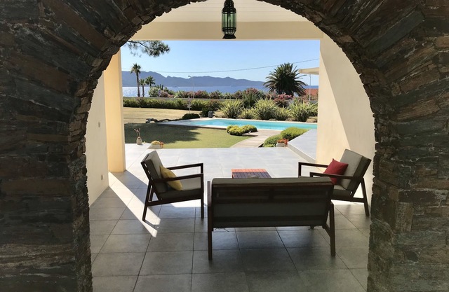 Comfortable independent apartment in seaside villa with swimming pool