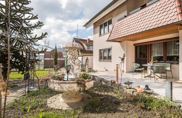 Comfortable Vacation Apartment in Eriskirch with Wi-Fi & Terrace