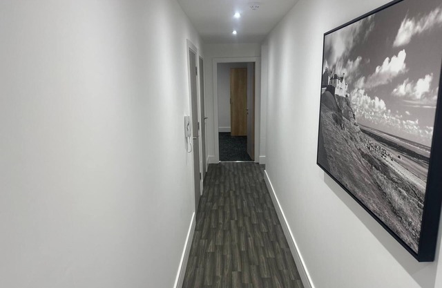 Comfy 2-Bed Near Nottingham & Derby, Free Parking