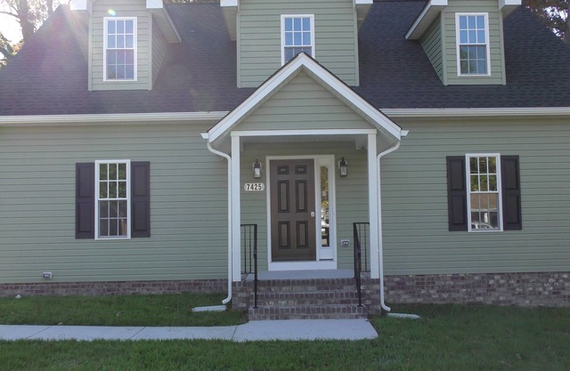 Comfy, Dog Friendly, 5 Bedrooms, Central Richmond, VA