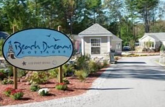 Comfy Maine Beach Cottage 2022 Summer Available