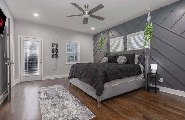 Comfy Spacious Zen Family Home By Airport-King Bed-Grill