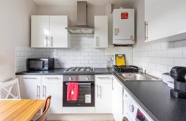 comfystay-london : Double Roomn