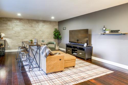Commuter-Friendly Vancouver Rental with Yard