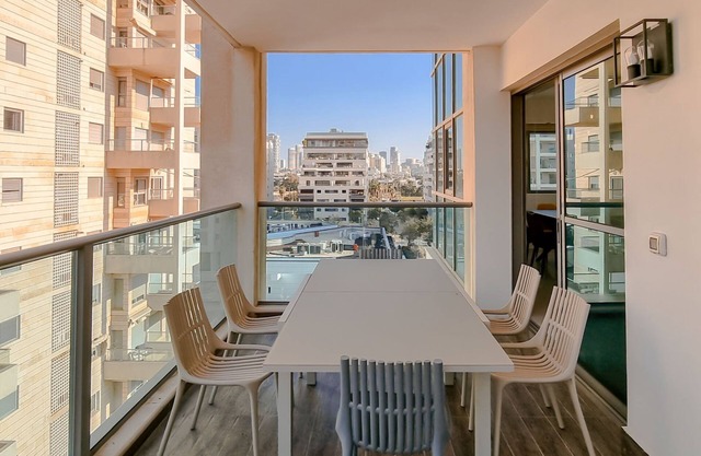 Condo & Pool in New North by FeelHome
