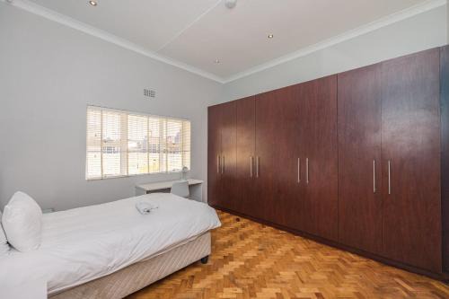 Contemporary 4 Bedroom Home