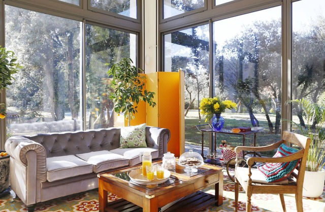 Contemporary Bastide near Aix en Provence & and the Luberon