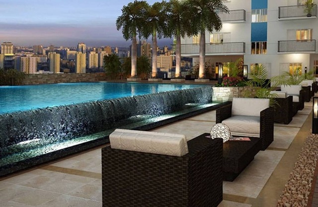 Contemporary style condo stay in the Heart of Manila with A/C+Wifi+Cable