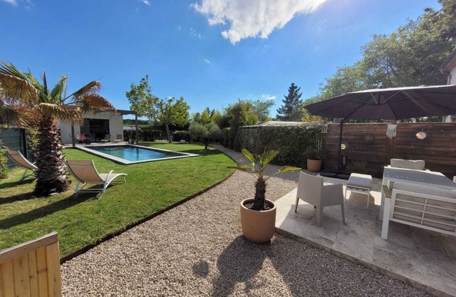 Contemporary villa with heated pool in Aix-en-Provence