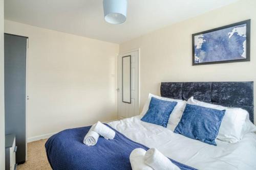 Contractor Base - Smart TVs - Free Parking