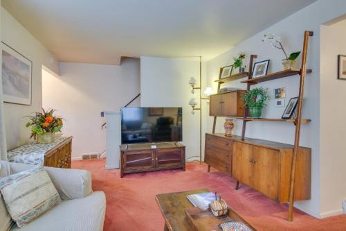 Convenient, Pet-Friendly Rochester Vacation Rental