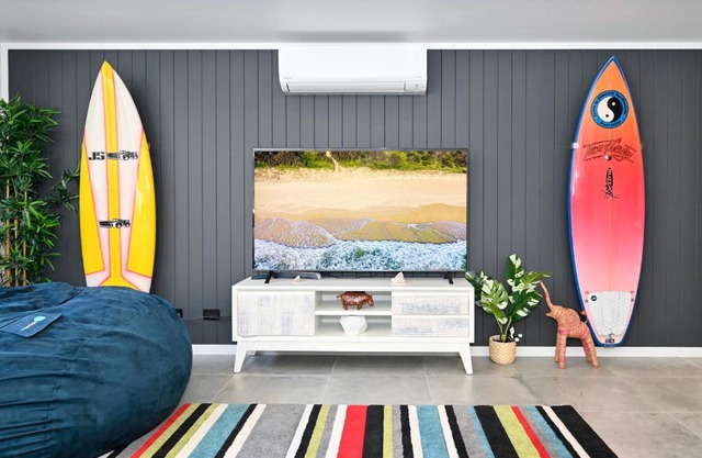 Coolum Beach - Beachside Dream - 3 B/R, 2 Bath ZF6