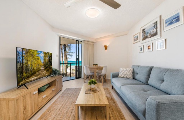 Coolum Beachside Apartment