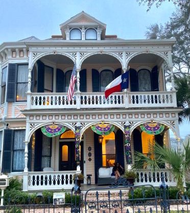 Coppersmith Inn Bed And Breakfast