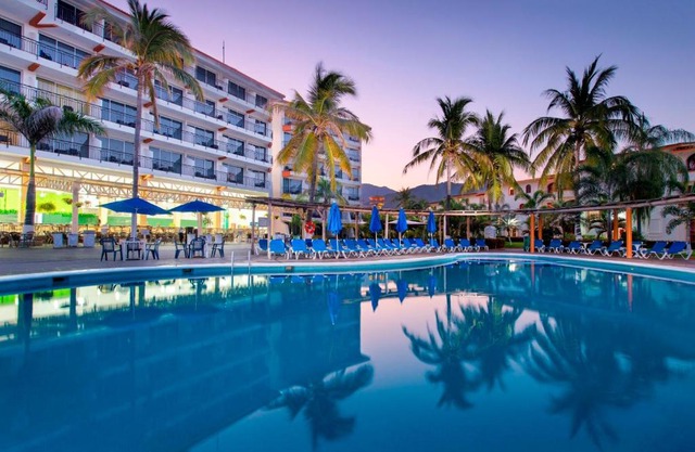 Costa Club Punta Arena - Desayuno buffet incluido