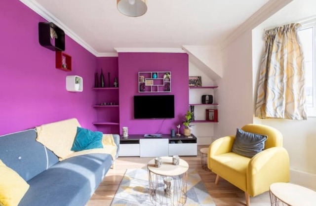 cosy 1 bedroom apartment near Barking town centre