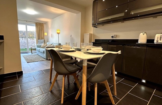 Cosy 4 bed house in Botley, Oxford