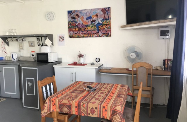Cosy apartment, close vicinity to beaches and local attractions