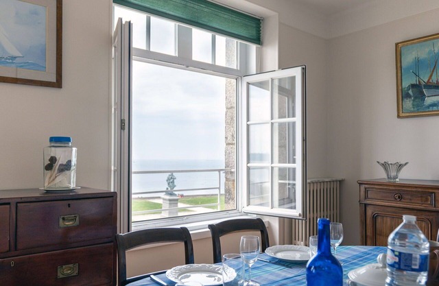 Cosy apartment for 6 people with TV and parking
