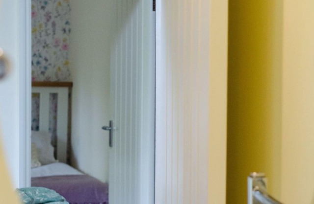 Cosy apartment in villa for 4 people with WIFI, TV, patio, pets allowed and parking