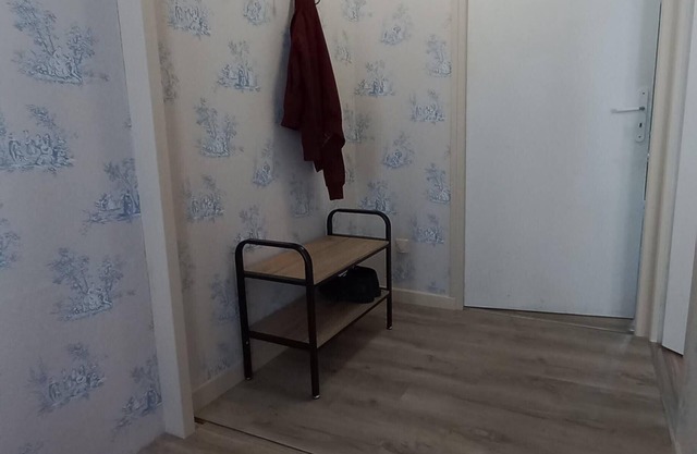 Cosy apartment in the heart of a lively village classified as a "petite cité de caractère".