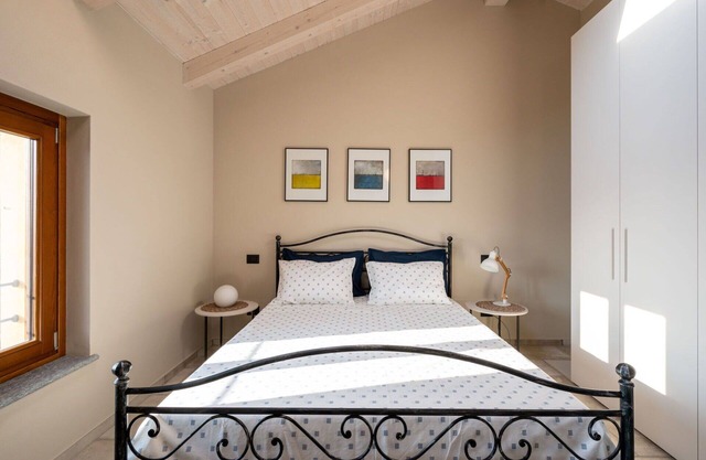 Cosy apartment for 4 people with WIFI, A/C, TV, terrace and parking