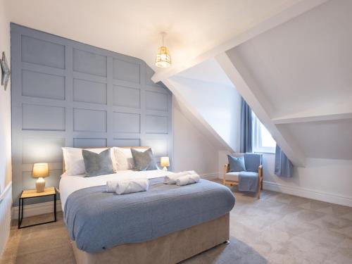 Cosy Coastal Apartment