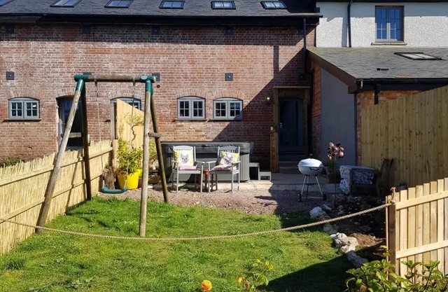 Cosy Cottage in the Blackdown Hills, Devon