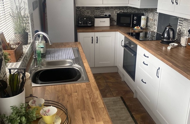 Cosy cottage is an Idyllic place to stay