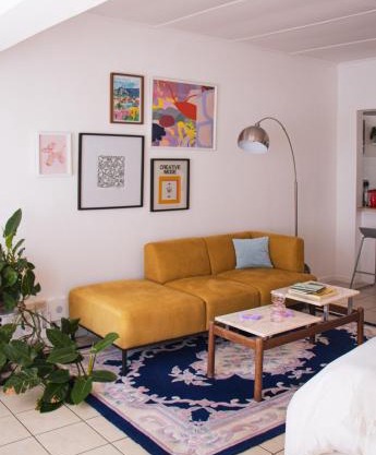Cosy, Eclectic Apartment in Sea Point