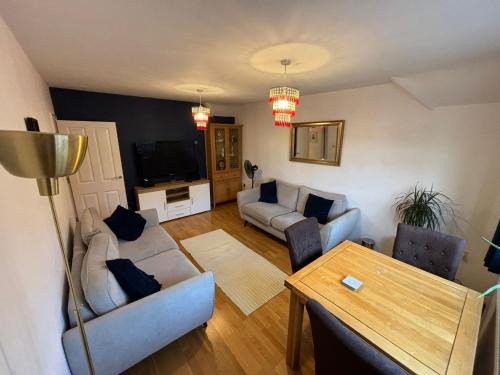 Cosy Shared Flat - Self Check-In, Free Street Parking