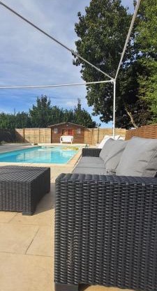 Cosy Studio meublé avec piscine partagée