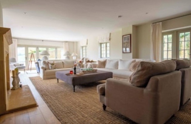 Cotswold countryside escape with natural swimming pool, gym, sleeps 14 guests